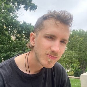 Meet your Posher, Aiden